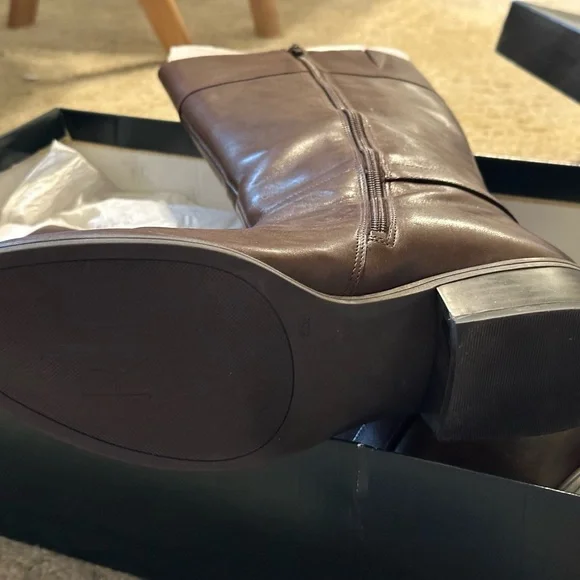 Ralph Lauren Black Leather Boots - Picture 4 of 9